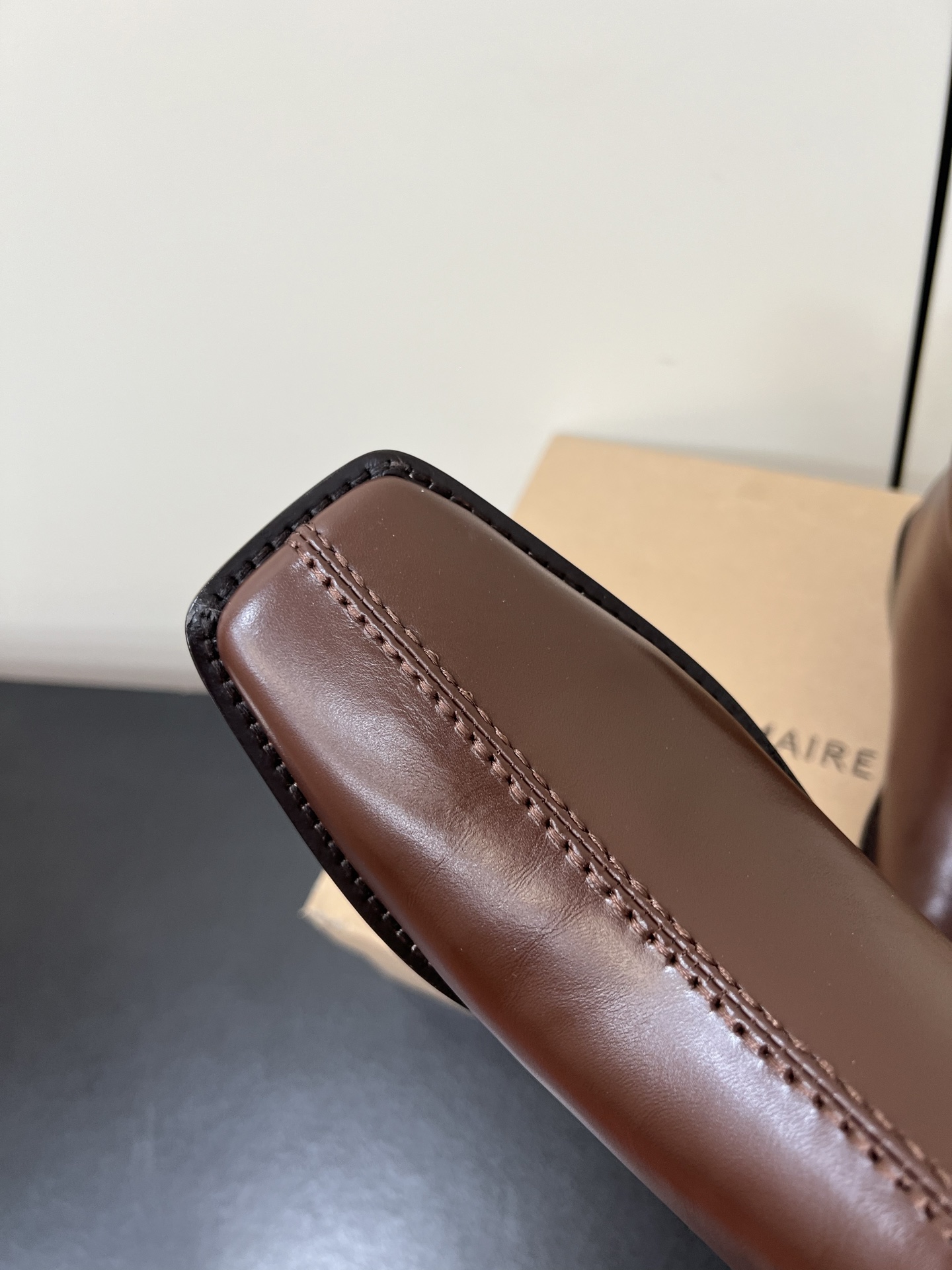 P912 Lemayre Small Crowd Boots: Simple, charming, practical. Imported calf skin, sheepskin lining, Italian leather soles. Sizes 35-40. - 图片 5