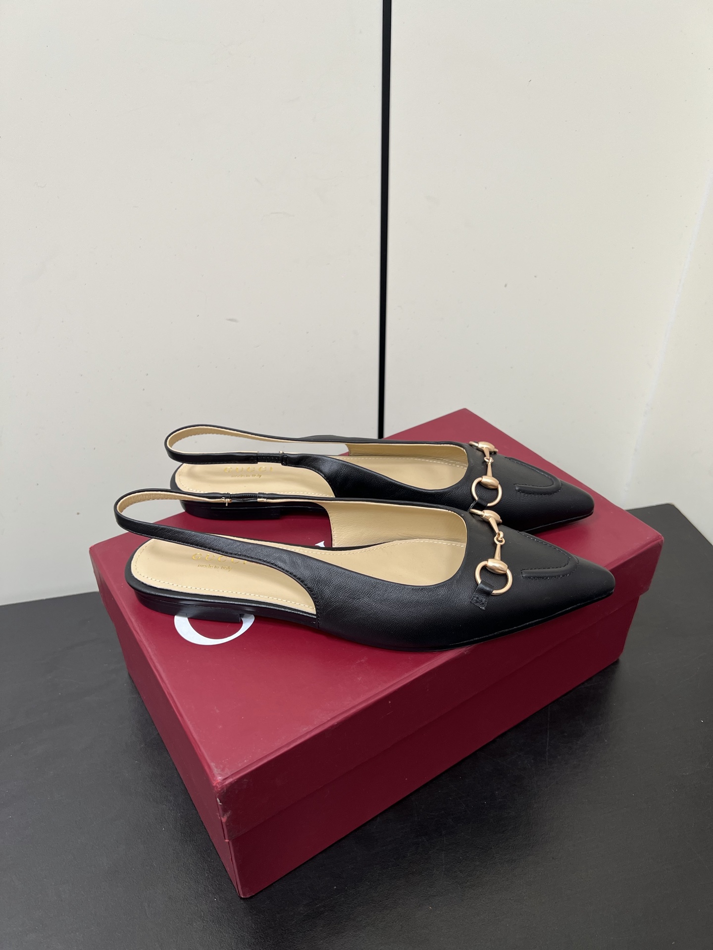 Gucci Women Shoes