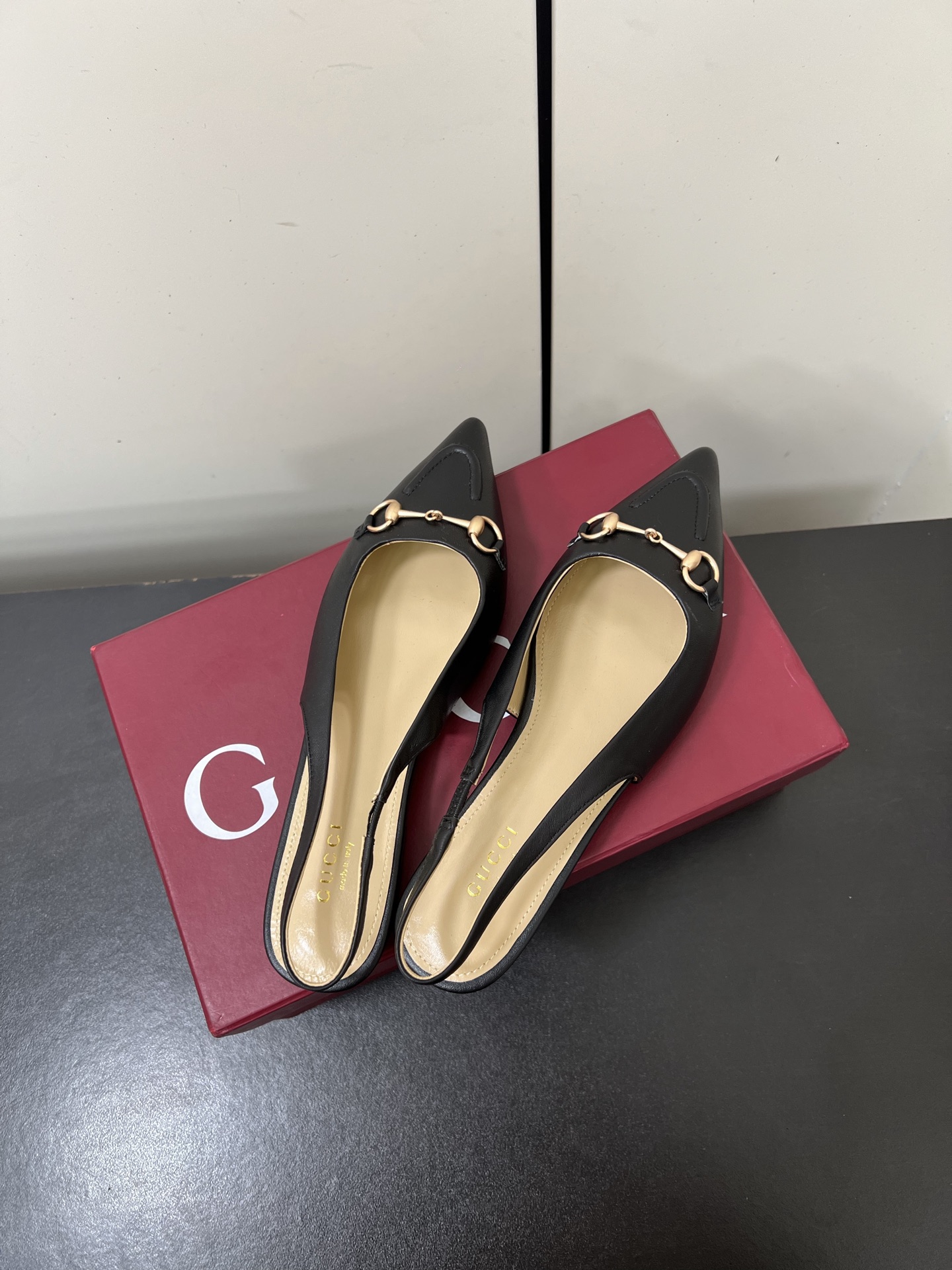 Gucci Women Shoes