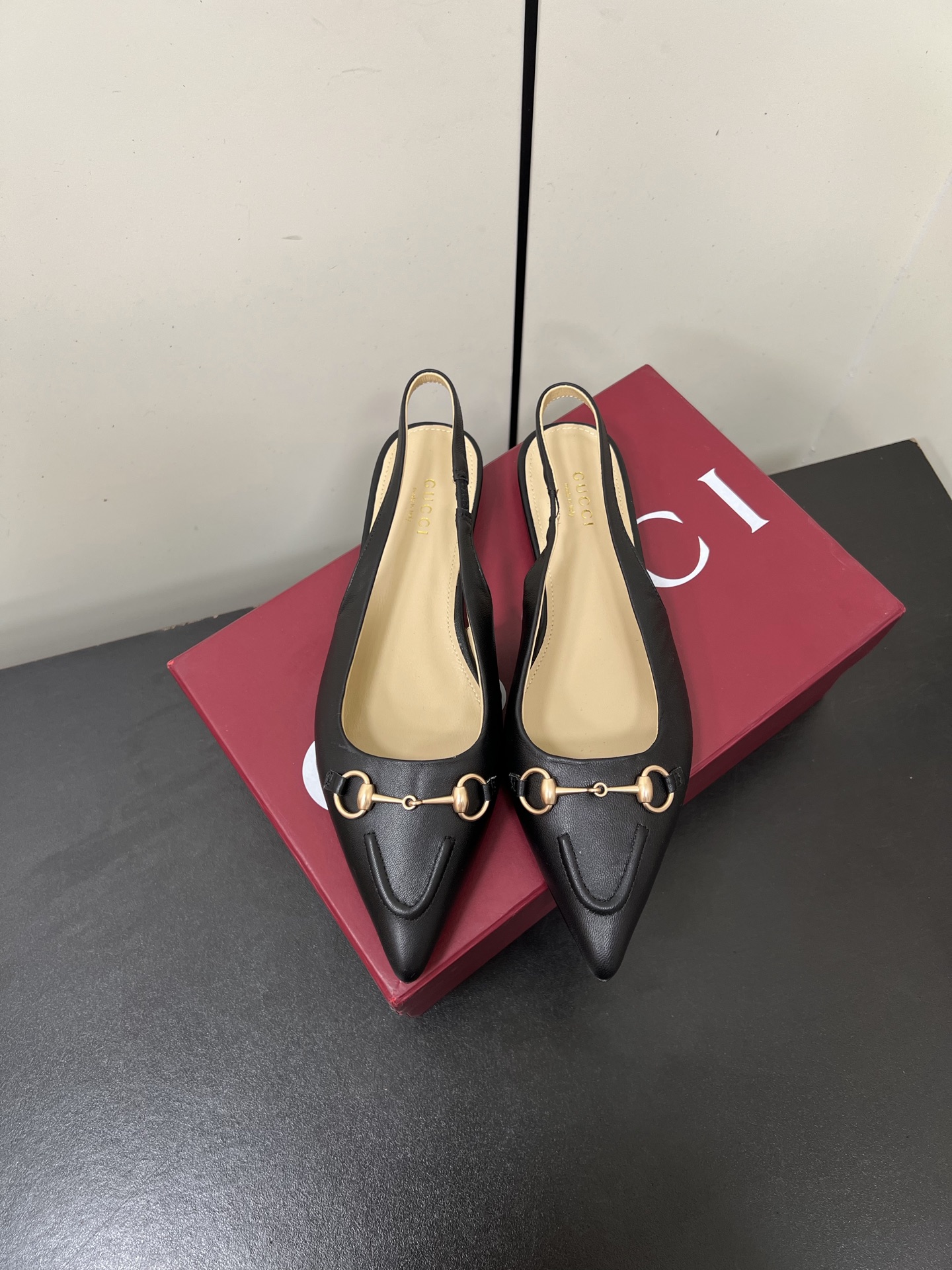 Gucci Women Shoes