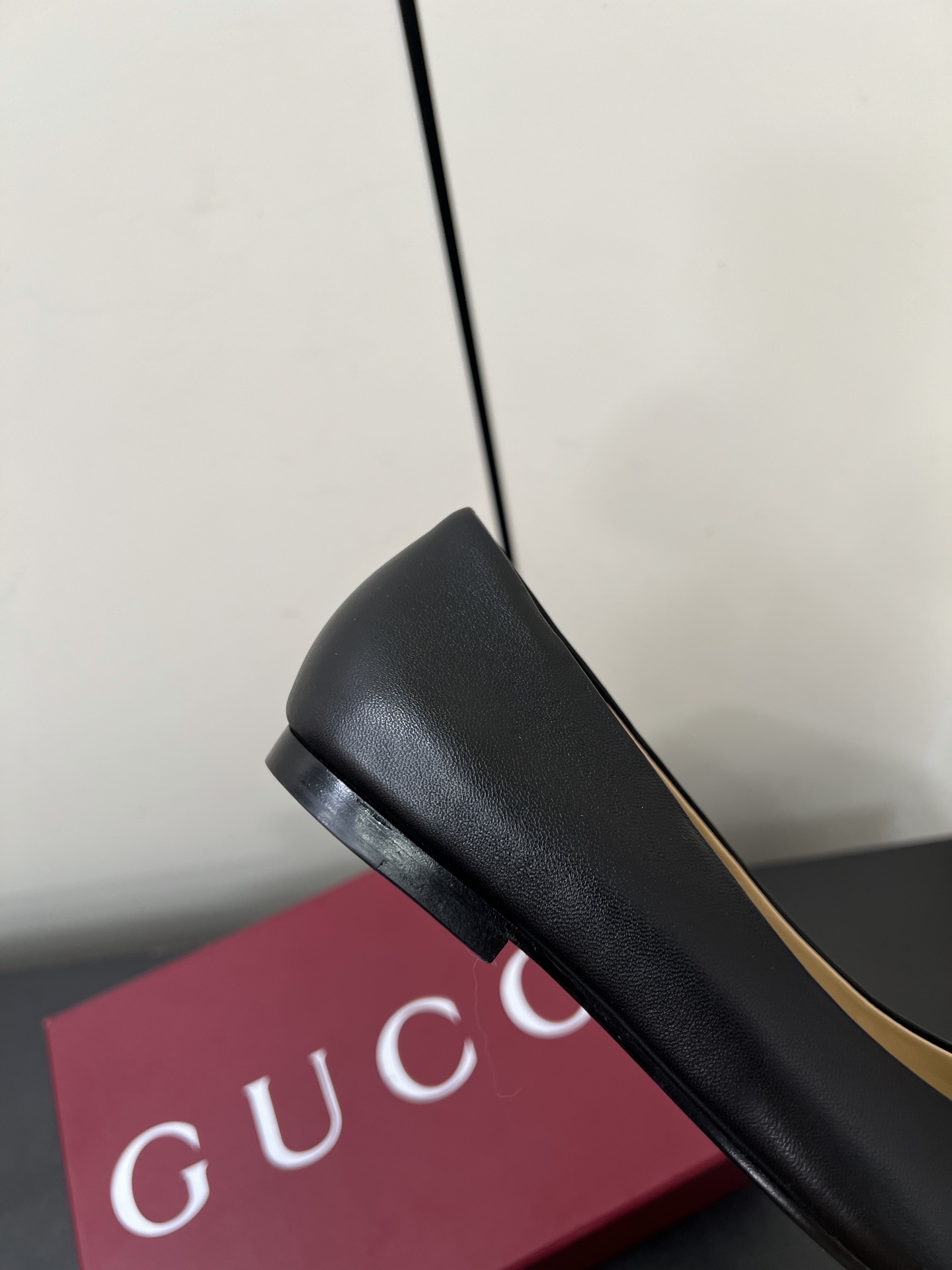 Gucci Women Shoes