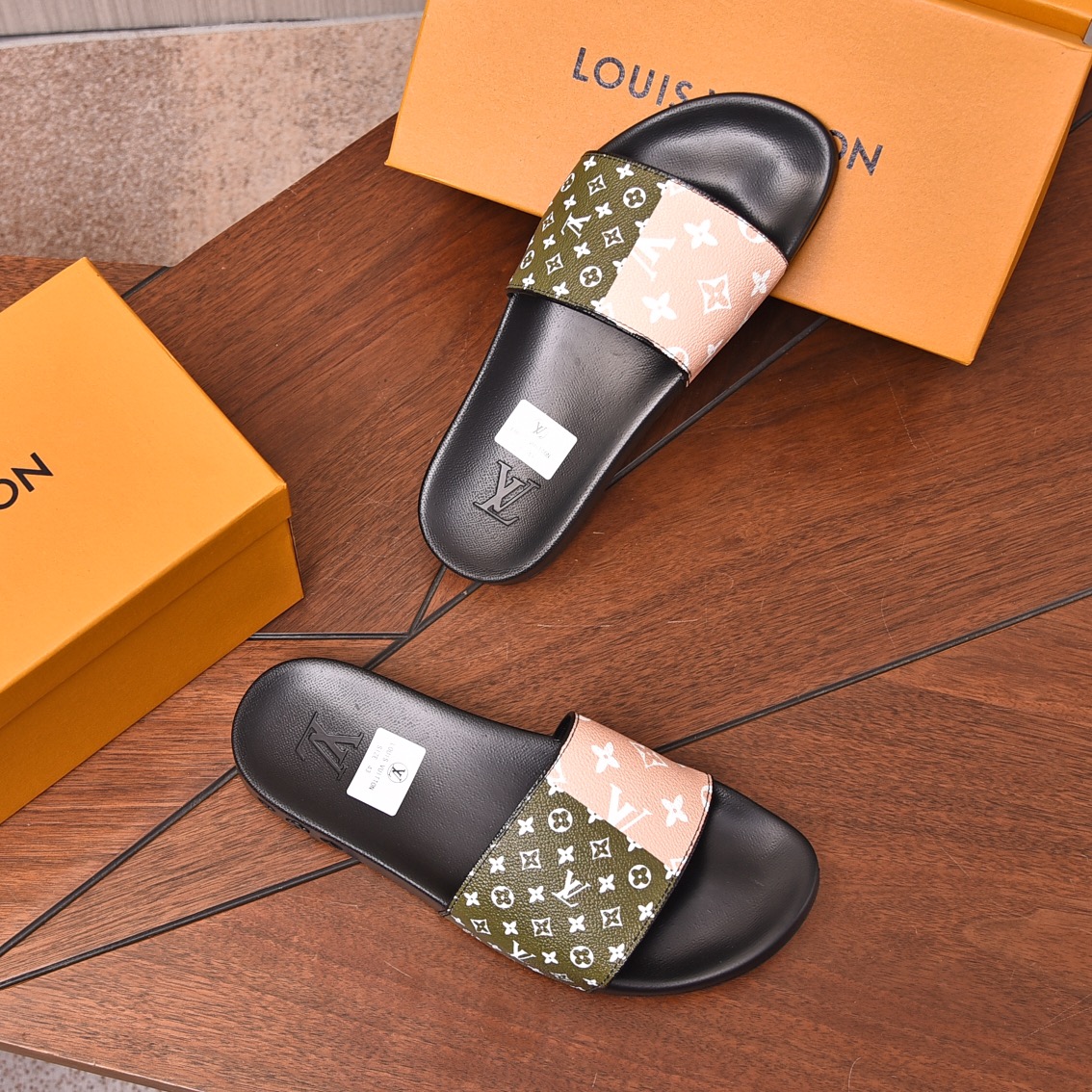 Louis Vuitton Men's Sandal: Comfortable, Relaxed Fit, Sizes 35-46 5 i1698211418 1100 3