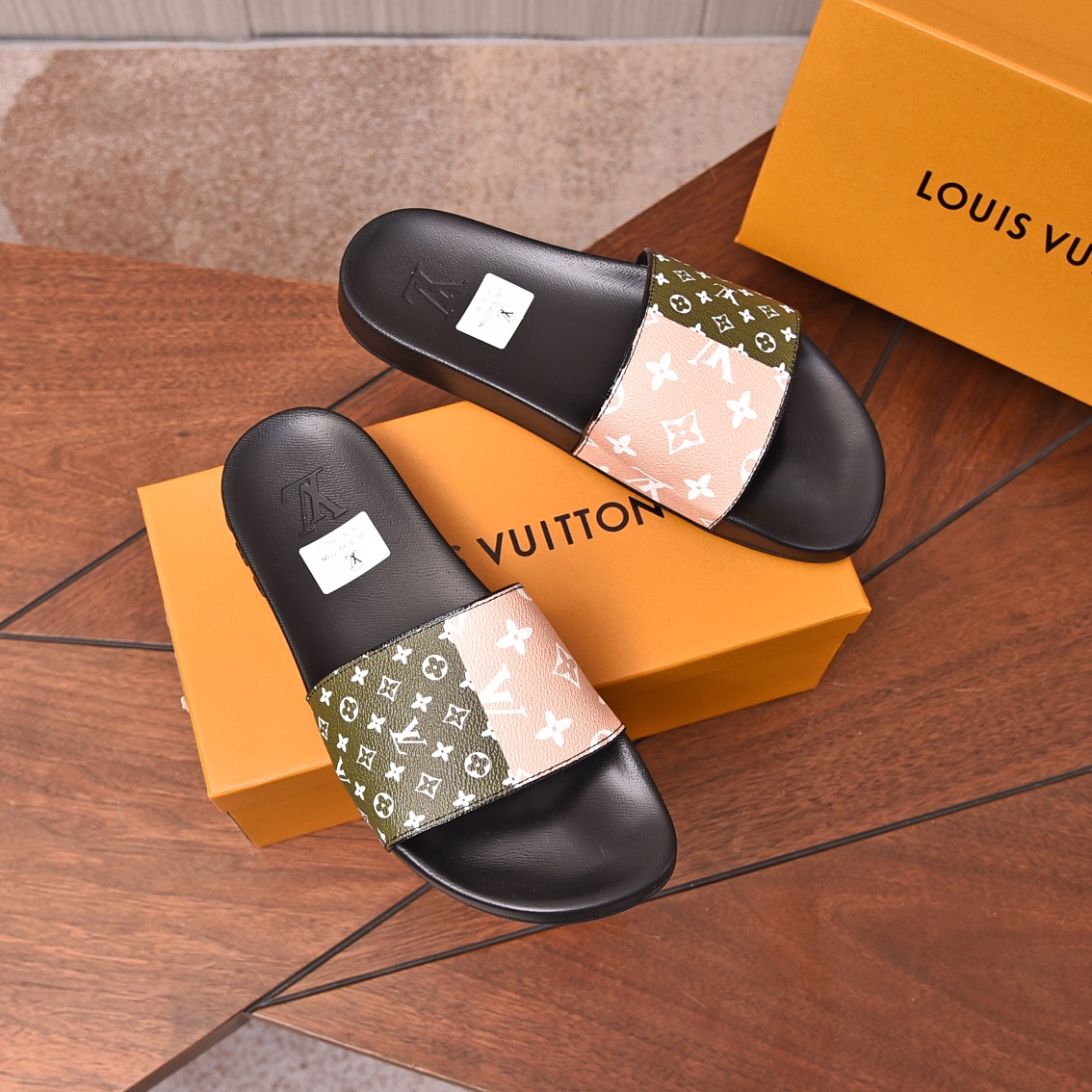 Louis Vuitton Men's Sandal: Comfortable, Relaxed Fit, Sizes 35-46 3 i1698211418 5474 1