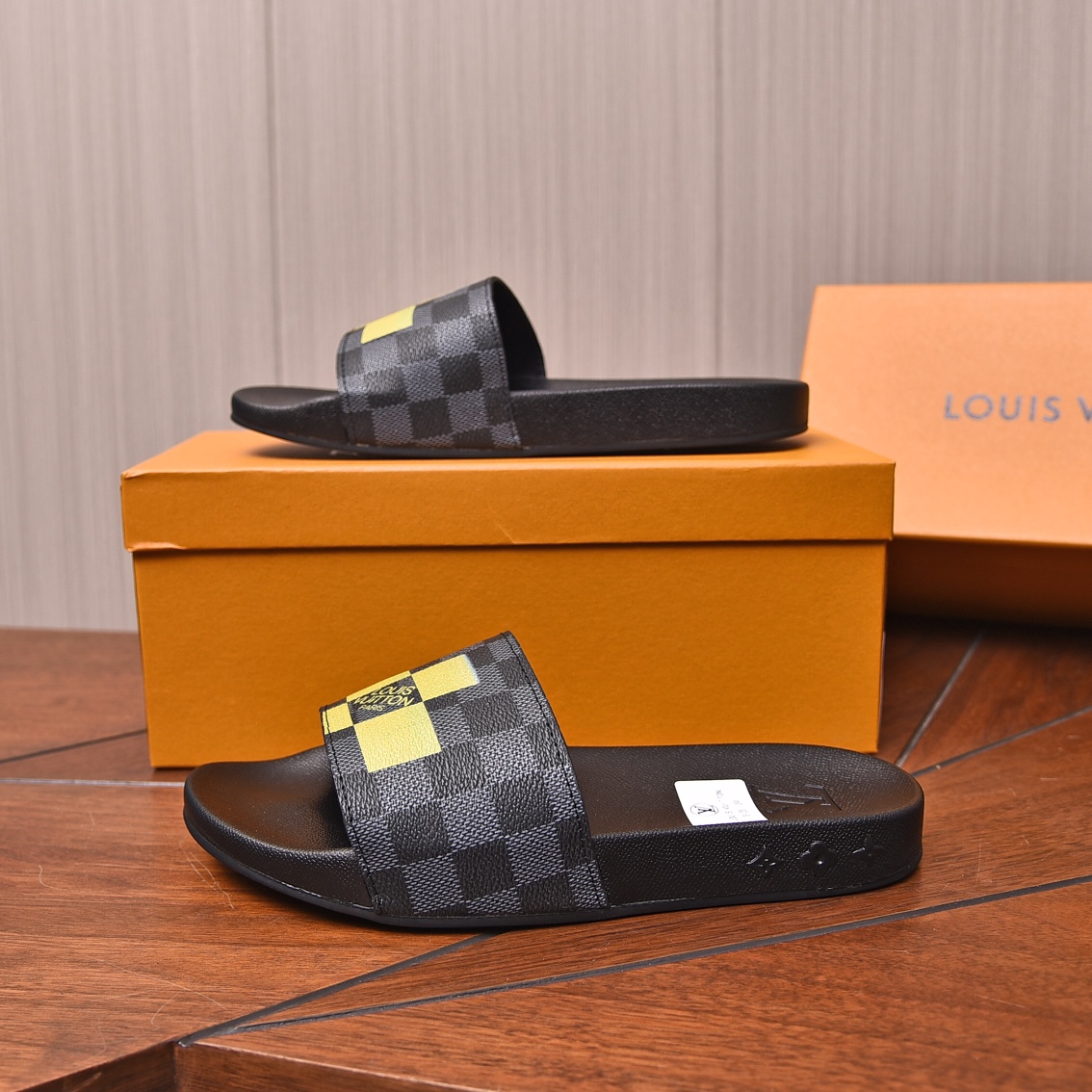 Louis Vuitton Men's Luxury Sandals, Comfortable Slides Size 35-44 9 i1698211731 2422 7