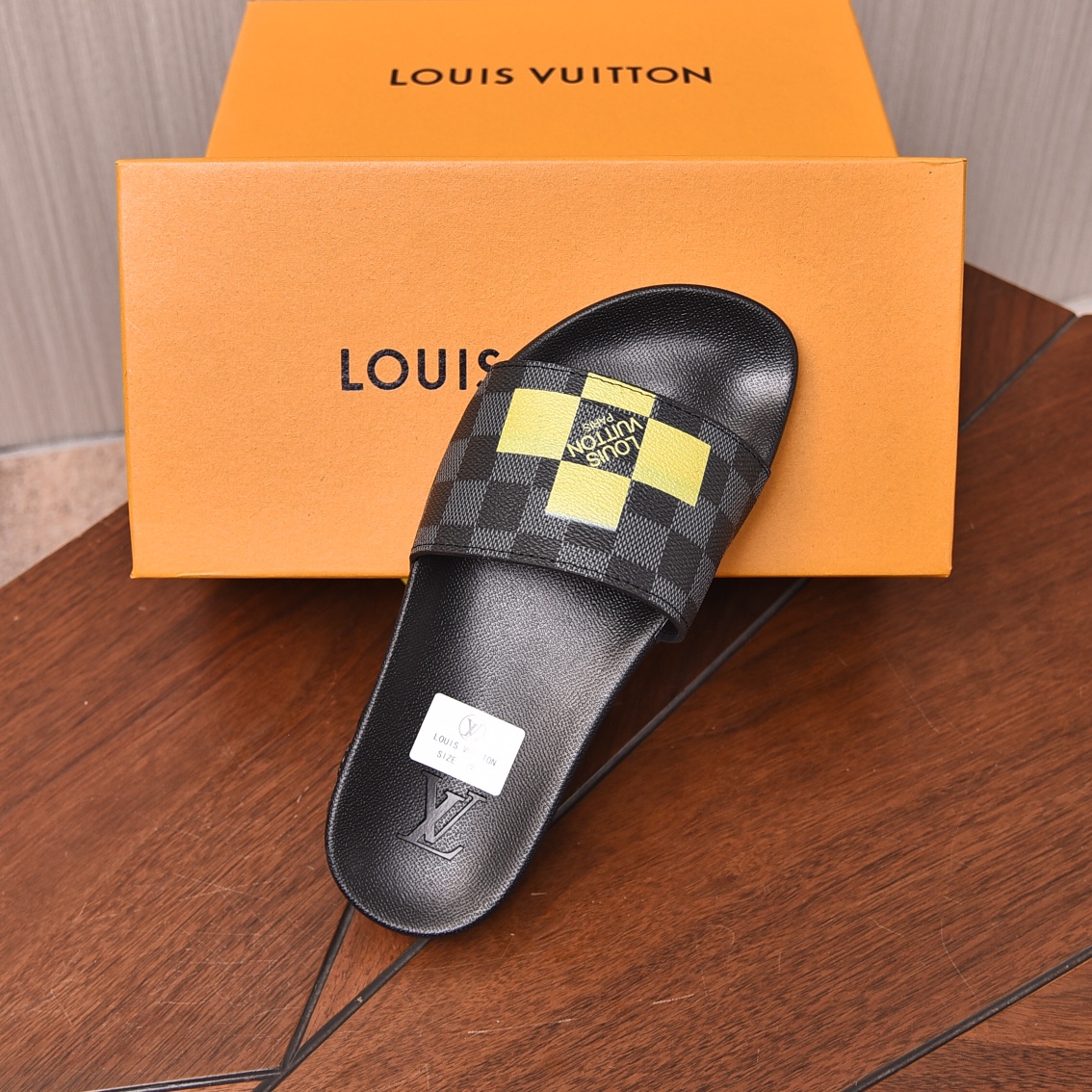 Louis Vuitton Men's Luxury Sandals, Comfortable Slides Size 35-44 6 i1698211731 8458 4