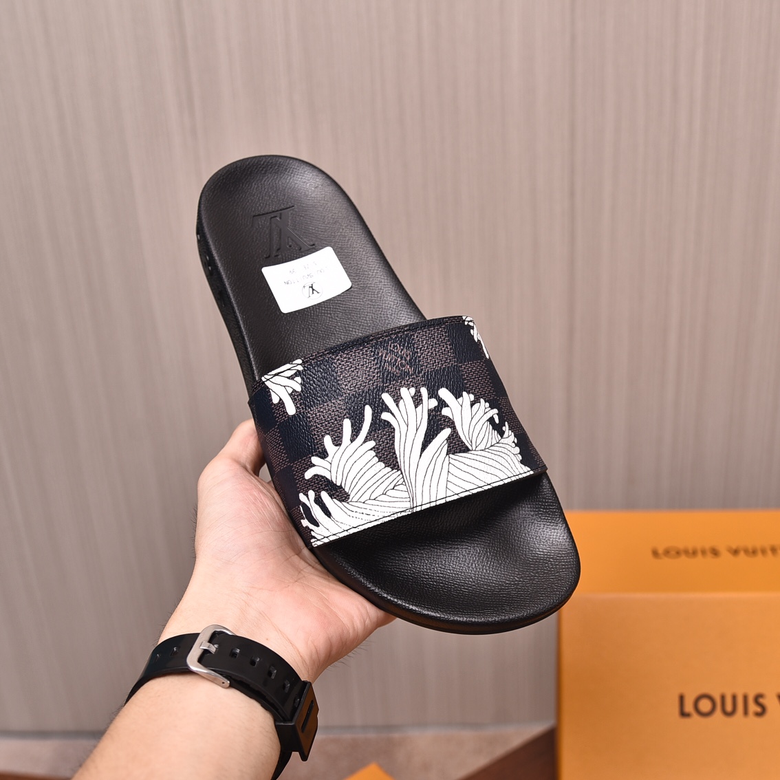 Louis Vuitton Men's Luxury Slides | Stylish and Comfortable | Size 35-46 9 i1708099001 1395 3