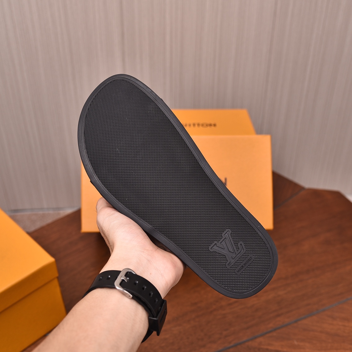 Louis Vuitton Men's Luxury Slides | Stylish and Comfortable | Size 35-46 8 i1708099001 3668 6