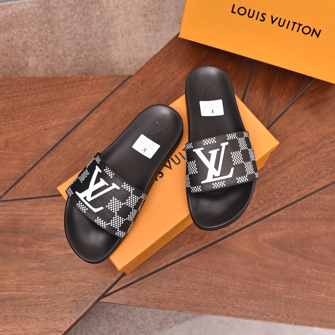 Louis Vuitton Men's Black & White Checkered Slides Sandals, Sizes 35-46 7 i1708099114 2345 4