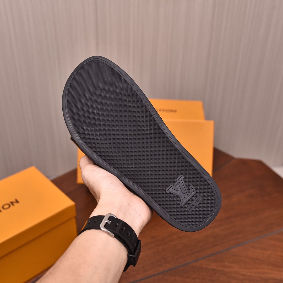 Louis Vuitton Men's Luxury Slides, Casual & Comfortable, Sizes 35-46 8 i1708099685 6695 6