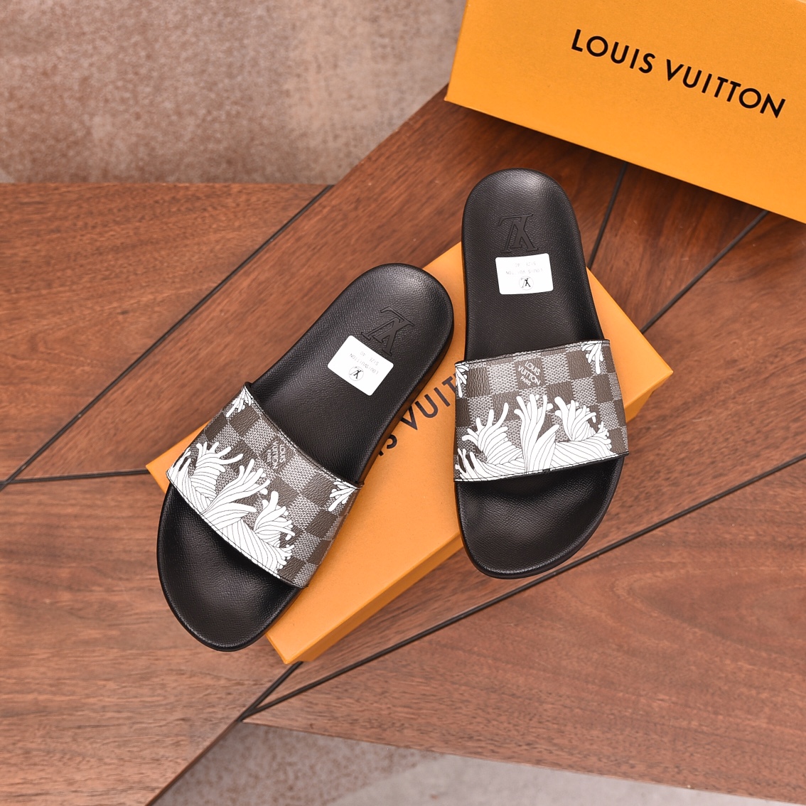Louis Vuitton Men's Casual Comfortable Slides Sandals, Size 35-46 3 i1708100311 1073 0