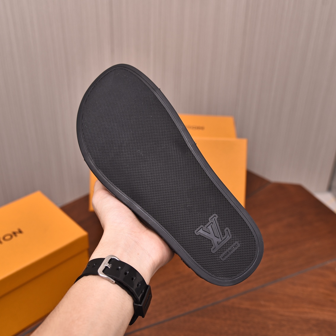 Louis Vuitton Men's Casual Comfortable Slides Sandals, Size 35-46 8 i1708100311 2121 0