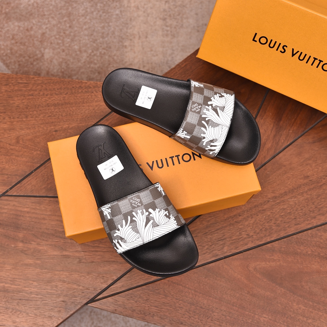 Louis Vuitton Men's Casual Comfortable Slides Sandals, Size 35-46 4 i1708100311 3562 0