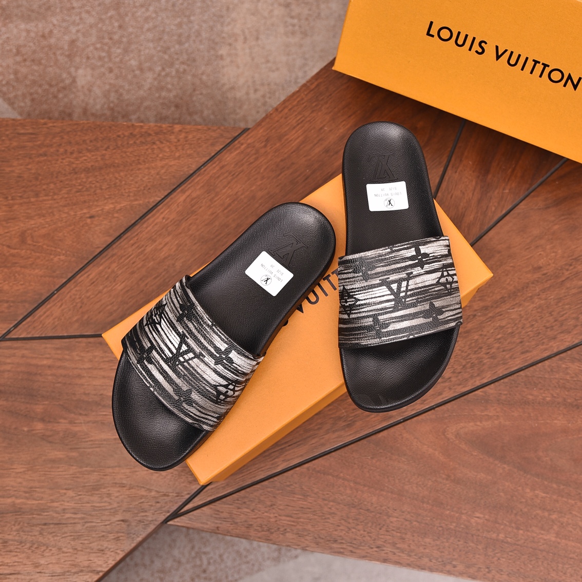 Louis Vuitton Men's Comfort Slides | Designer Monogram Sandals Size 35-46 3 i1708100457 7000 1