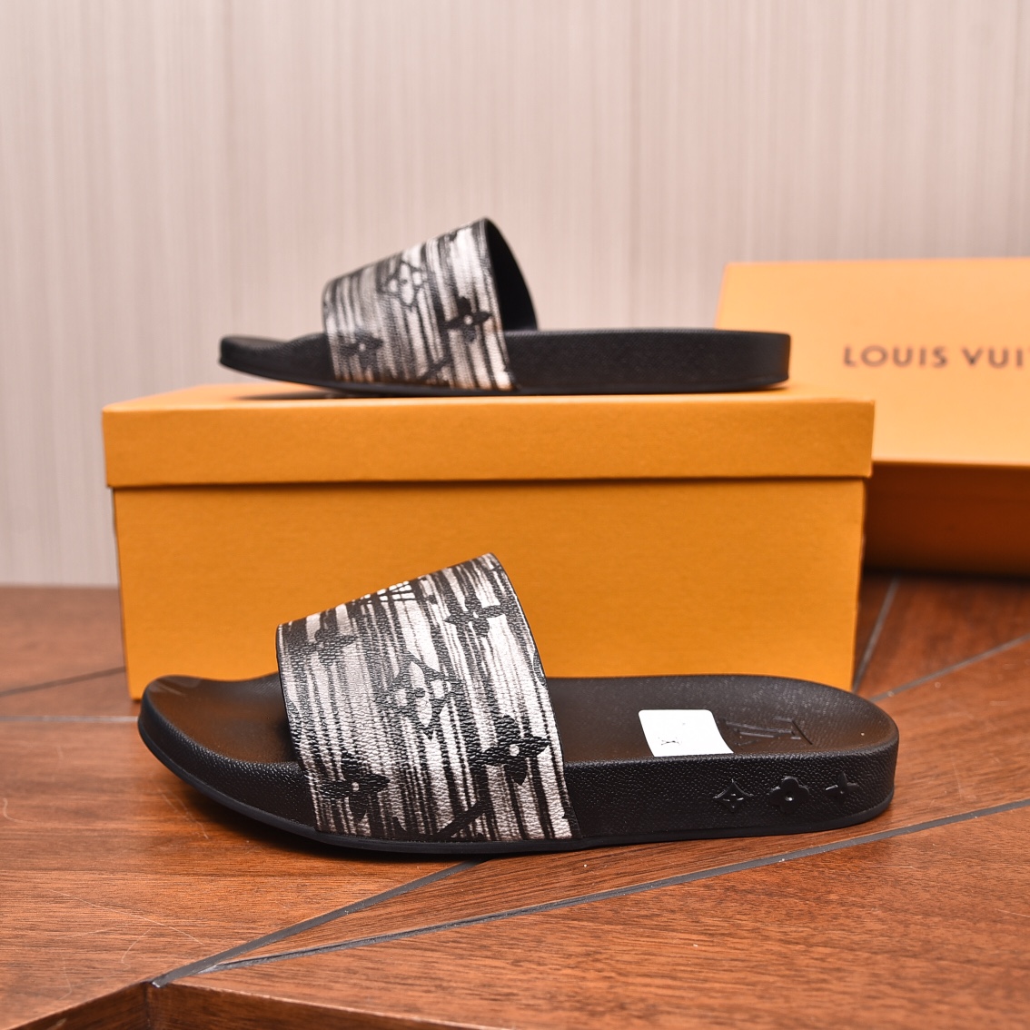 Louis Vuitton Men's Comfort Slides | Designer Monogram Sandals Size 35-46 7 i1708100457 8652 2