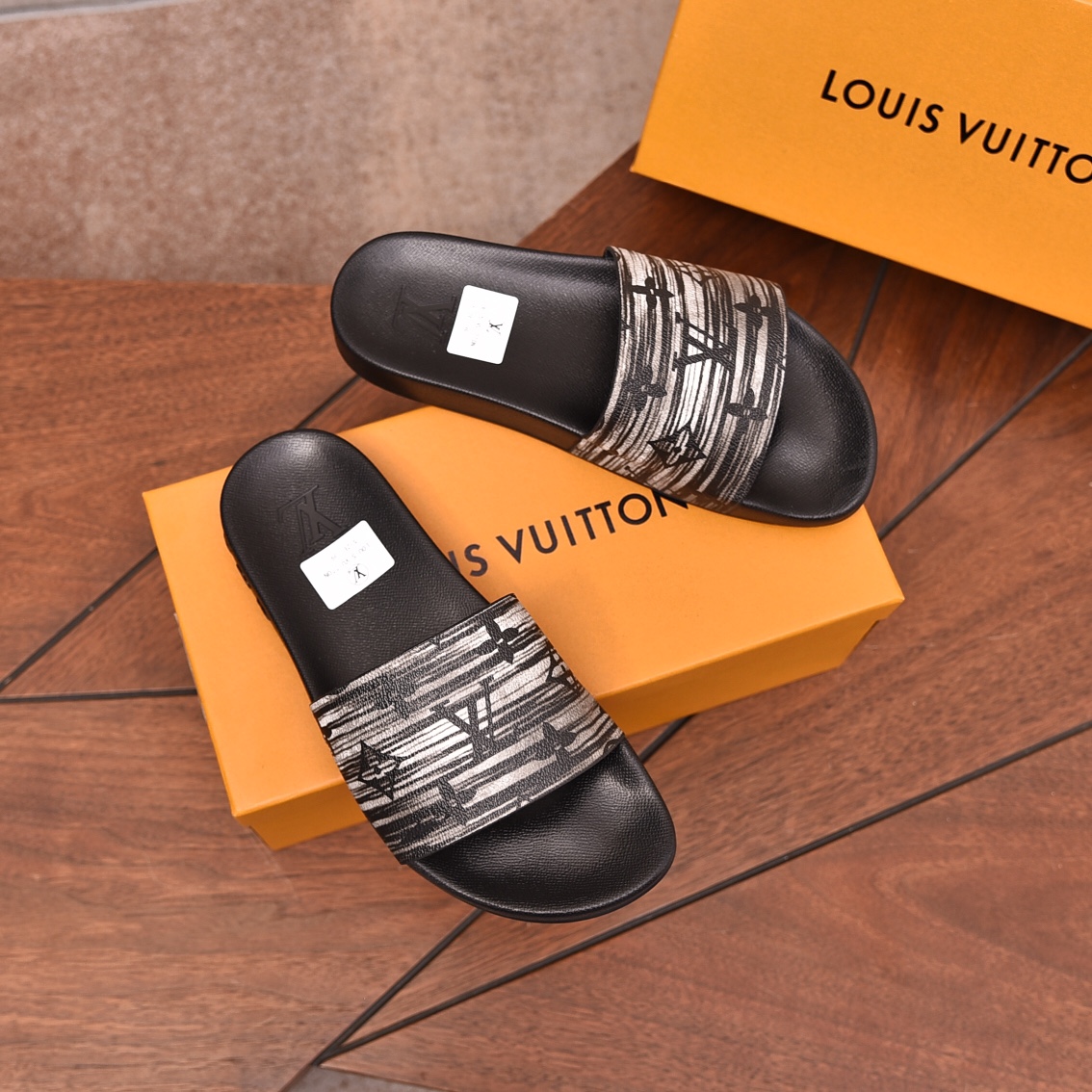 Louis Vuitton Men's Comfort Slides | Designer Monogram Sandals Size 35-46 4 i1708100458 7346 4