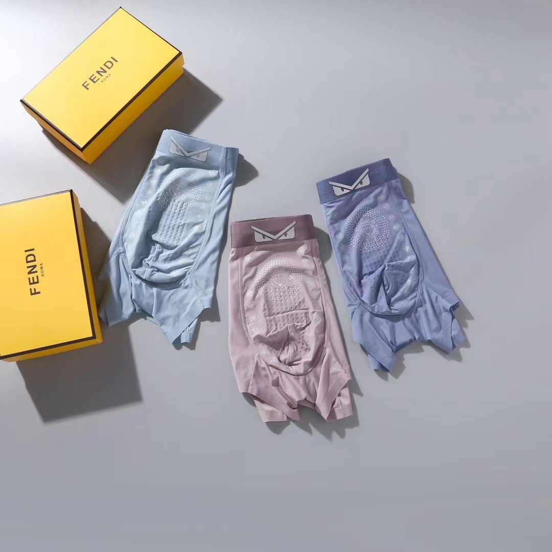 新品！FENDI 芬迪 原单品质，时尚速干按摩裤 锦纶冰丝无缝切割工艺 科学配 82.5%锦纶+17.5