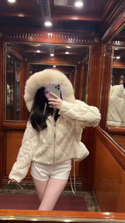 _dkd9sj62o5a8w7s_ew9XgWJPv9Z1amamn56ODeg