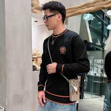 爱马仕Hermes2025官网秋冬季最新款圆领毛衣,专柜同步在售爆款!特供羊毛混纺面料.手感舒适.可直接 爱马仕Hermes2025官网秋冬季最新款圆领毛衣,专柜同步在售爆款!特供羊毛混纺面料.手感舒适.可直接