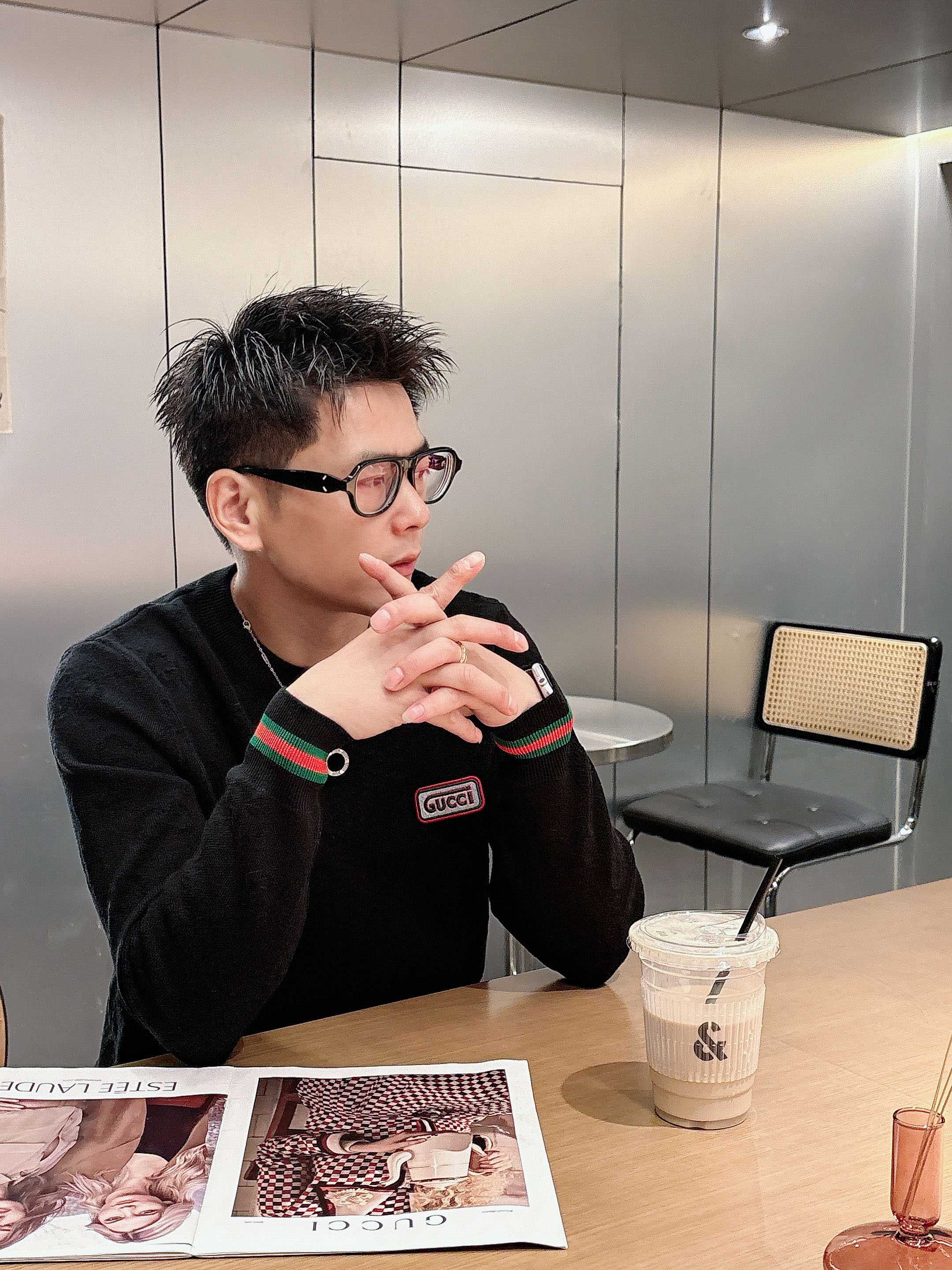 古驰Gucci 2025官网秋冬季最新款圆领毛衣，专柜同步在售爆款！特供羊毛混纺面料.手感舒适.可直接接