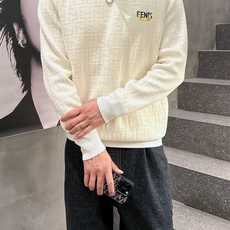 芬迪Fendi 2025官网秋冬季最新款圆领毛衣,专柜同步在售爆款!特供羊毛混纺面料.手感舒适.可直接接 芬迪Fendi 2025官网秋冬季最新款圆领毛衣,专柜同步在售爆款!特供羊毛混纺面料.手感舒适.可直接接