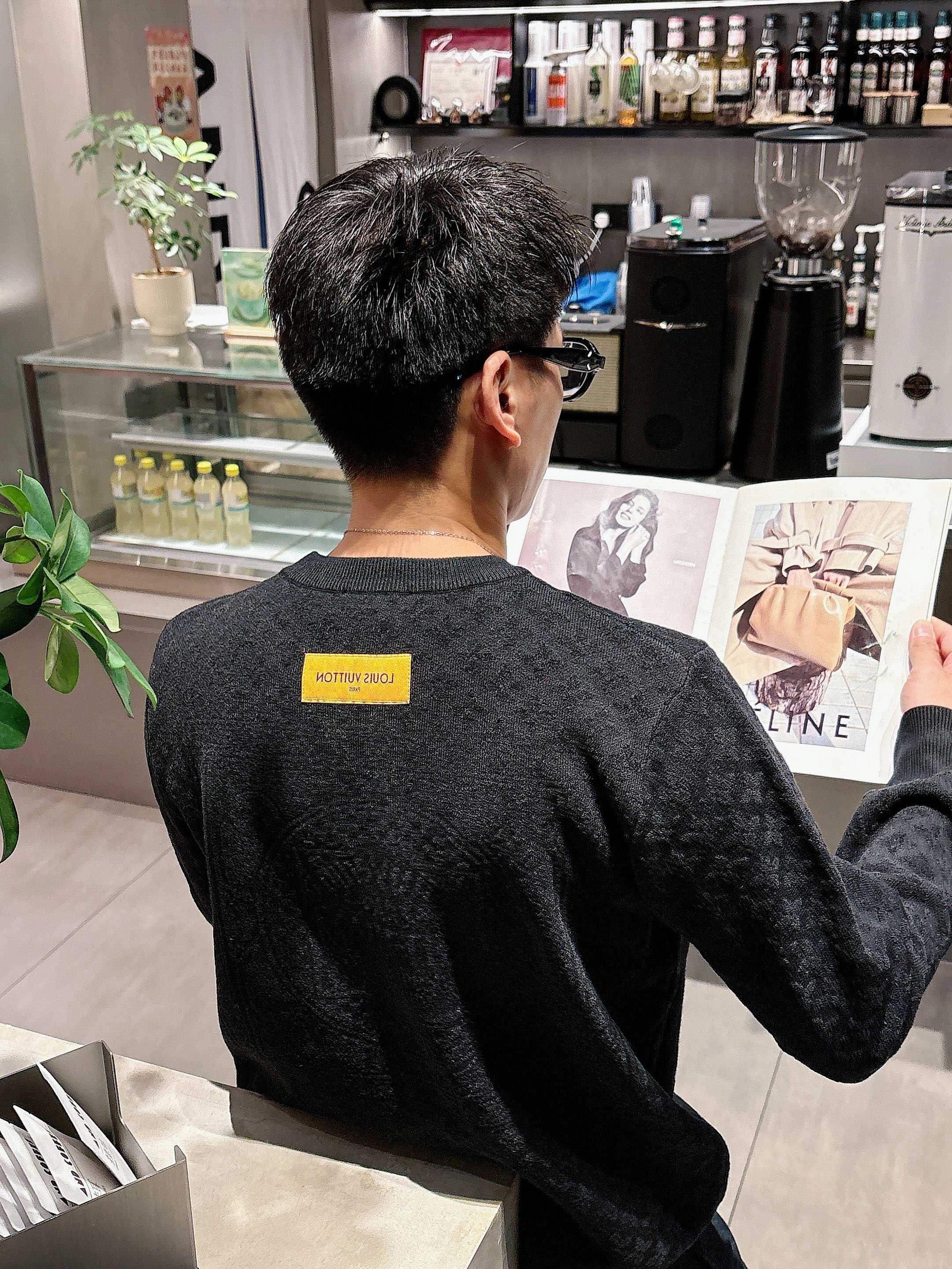 LV 2025官网秋冬季最新款圆领毛衣，专柜同步在售爆款！特供羊毛混纺面料.手感舒适.可直接接触皮肤，l