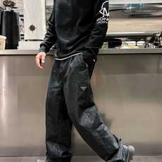 蒙口Moncler 2025官网秋冬季最新款圆领毛衣,专柜同步在售爆款!特供羊毛混纺面料.手感舒适.可直 蒙口Moncler 2025官网秋冬季最新款圆领毛衣,专柜同步在售爆款!特供羊毛混纺面料.手感舒适.可直