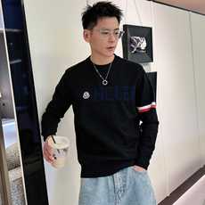 蒙口moncler 2025官网秋冬季最新款圆领毛衣,专柜同步在售爆款!特供羊毛混纺面料.手感舒适.可直 蒙口moncler 2025官网秋冬季最新款圆领毛衣,专柜同步在售爆款!特供羊毛混纺面料.手感舒适.可直