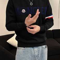 蒙口moncler 2025官网秋冬季最新款圆领毛衣,专柜同步在售爆款!特供羊毛混纺面料.手感舒适.可直 蒙口moncler 2025官网秋冬季最新款圆领毛衣,专柜同步在售爆款!特供羊毛混纺面料.手感舒适.可直