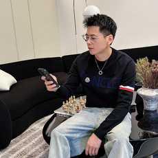 蒙口moncler 2025官网秋冬季最新款圆领毛衣,专柜同步在售爆款!特供羊毛混纺面料.手感舒适.可直 蒙口moncler 2025官网秋冬季最新款圆领毛衣,专柜同步在售爆款!特供羊毛混纺面料.手感舒适.可直