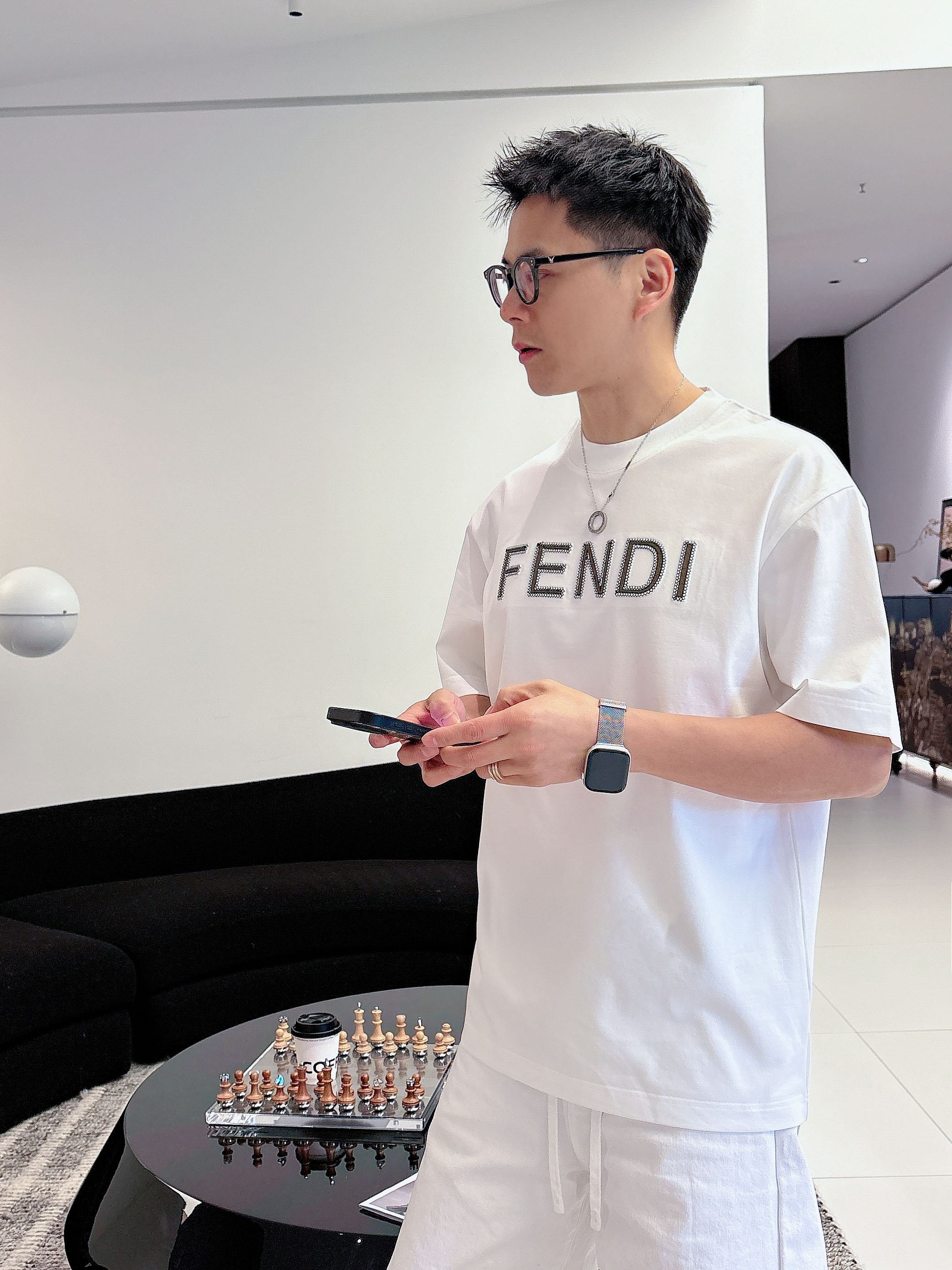 Fendi men 2026 New New T ！ logo . . . . . ！ ！ — photo 3