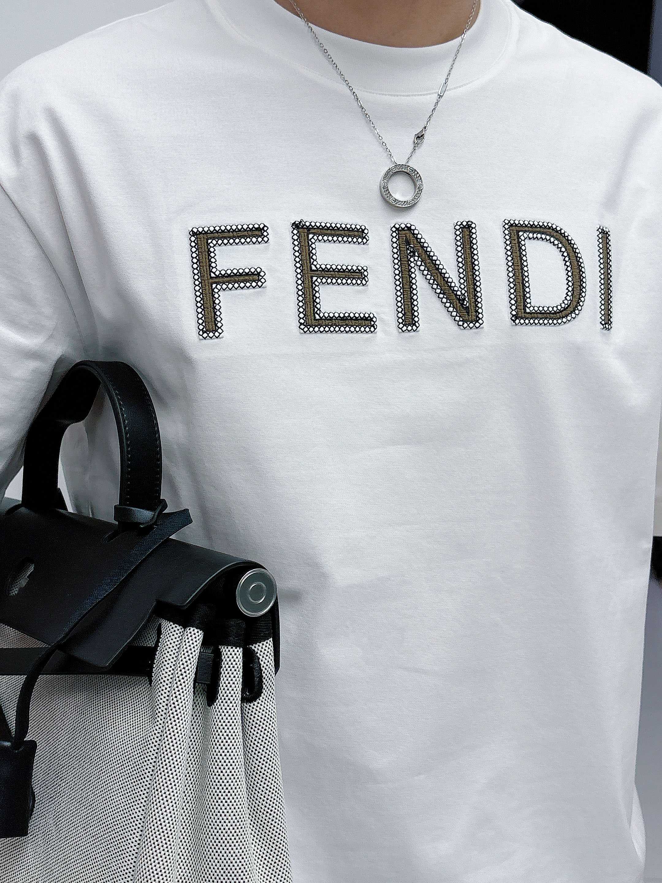 Fendi men 2026 New New T ！ logo . . . . . ！ ！ — photo 6