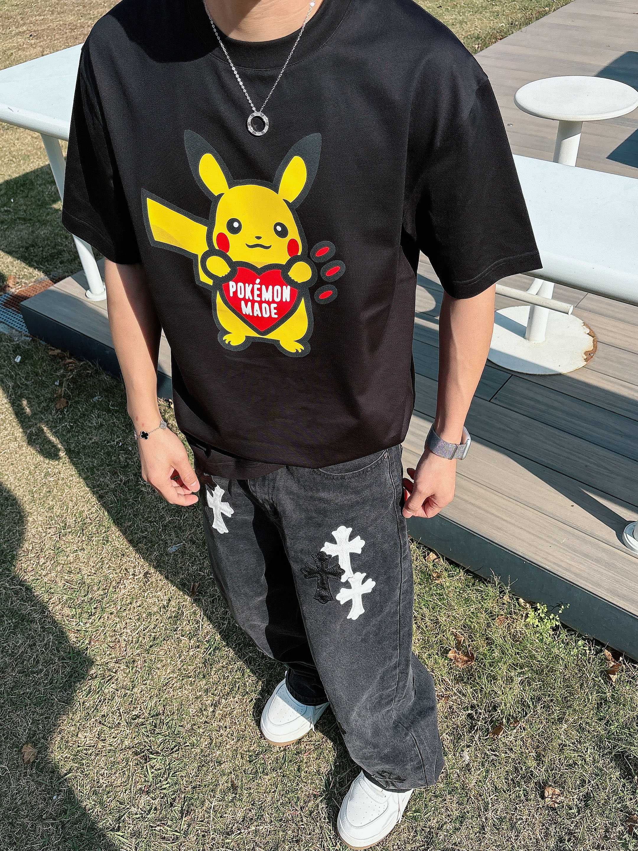 HUMAN 2026春夏新款首发专柜最新款短袖圆领T恤 高端订制 设计前卫时尚！品牌logo重工艺设计 