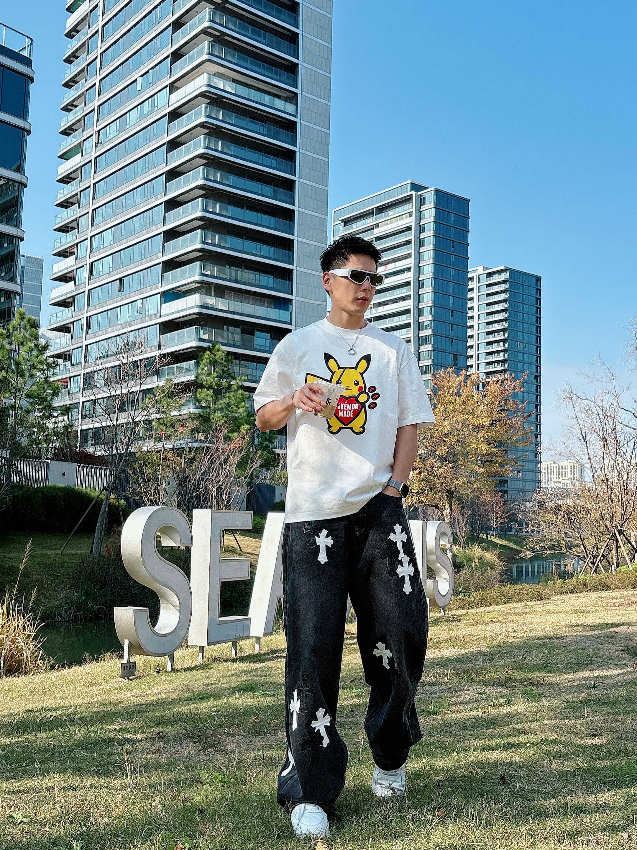 HUMAN 2026春夏新款首发专柜最新款短袖圆领T恤 高端订制 设计前卫时尚！品牌logo重工艺设计 