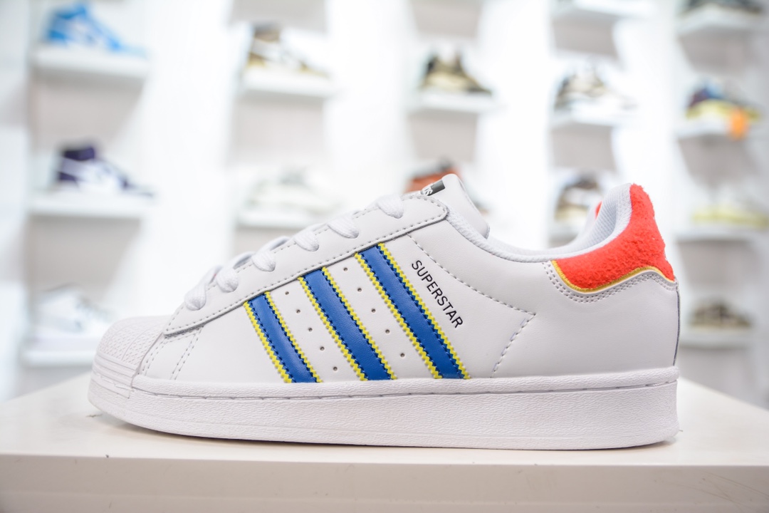 150 Adidas   Originals Superstar 经典复古贝壳头板鞋  HQ1939