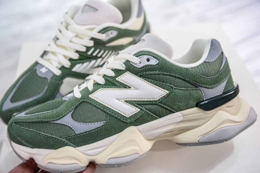 New Balance NB9060 Retro Sneakers