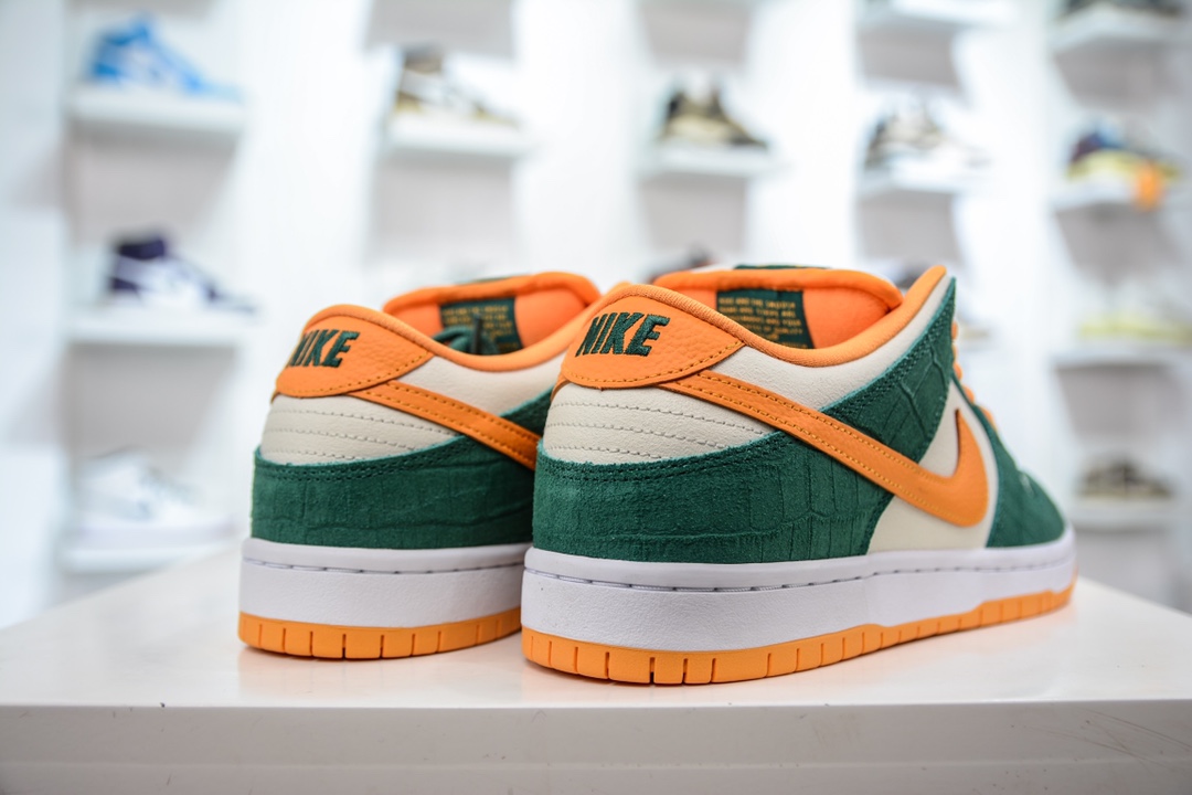 Top pure original Nike SB Dunk Low Pro Green Orange 304292-383