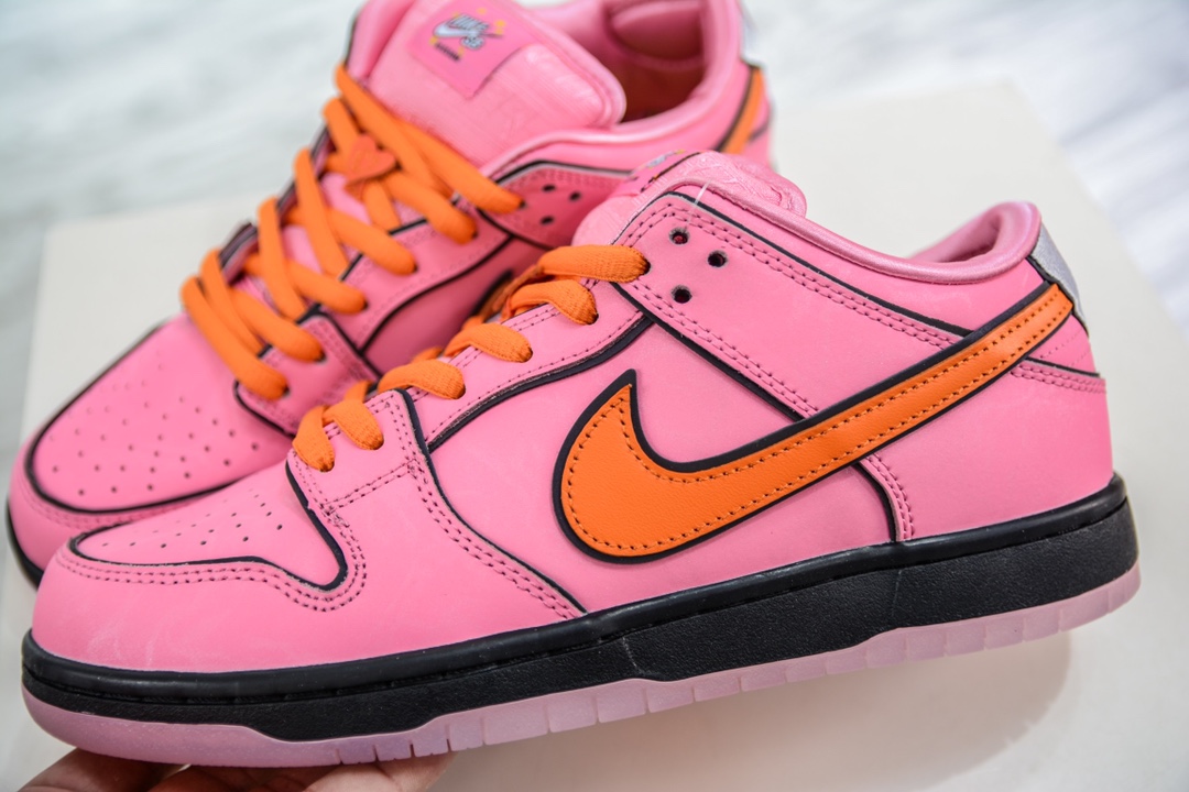 Top纯原 The Powerpuff Girls x Nike SB Dunk Low 飞天小女警联名 粉色花花 FD2631-600