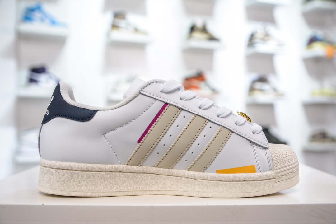 150 Adidas   Originals Superstar 经典复古贝壳头板鞋 HQ6626