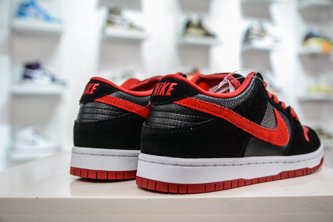 220 史诗级性价比 NIKE SB Dunk Low 黑红配色 304292-039