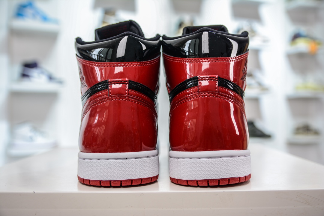 280 PP纯原 Air Jordan AJ1 High Retro 黑红禁穿漆面 555088-063