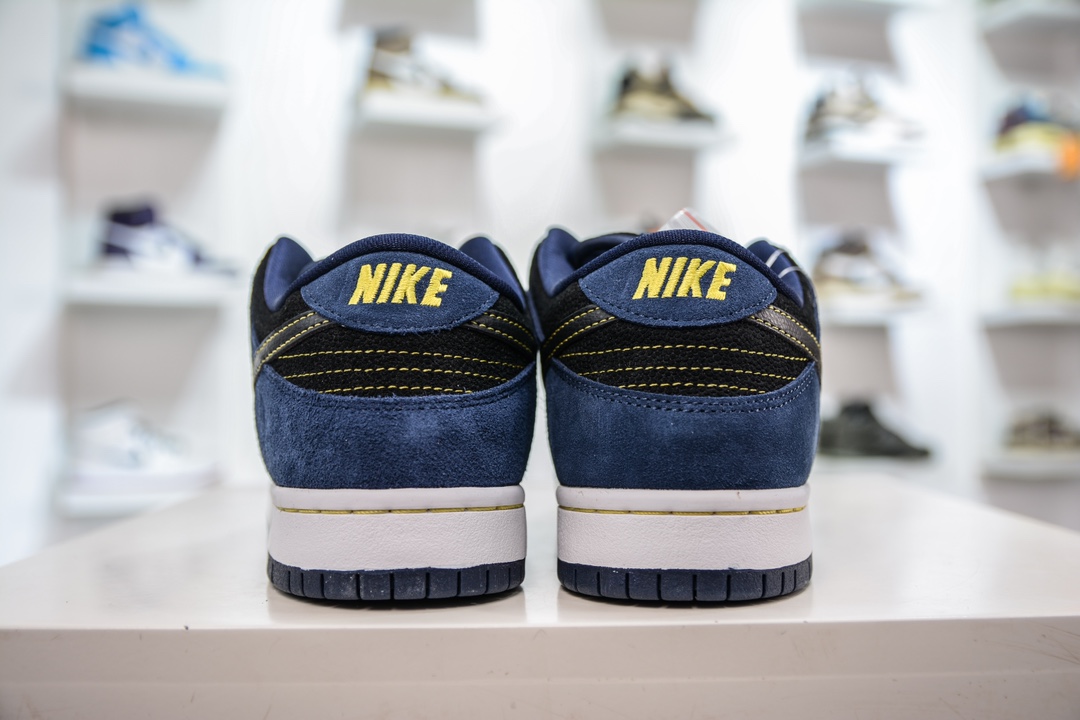 210 史诗级性价比 NIKE SB Dunk Low 黑蓝配色 304292-408