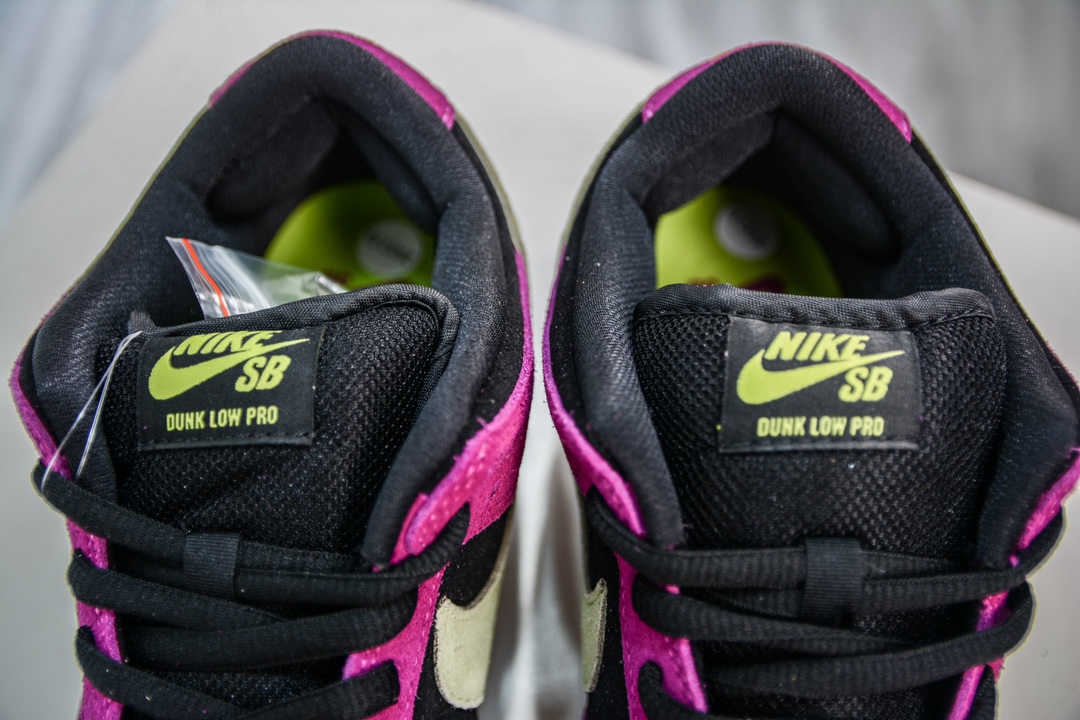 210 史诗级性价比 NIKE SB Dunk Low 黑红梅配色 BQ6817-501