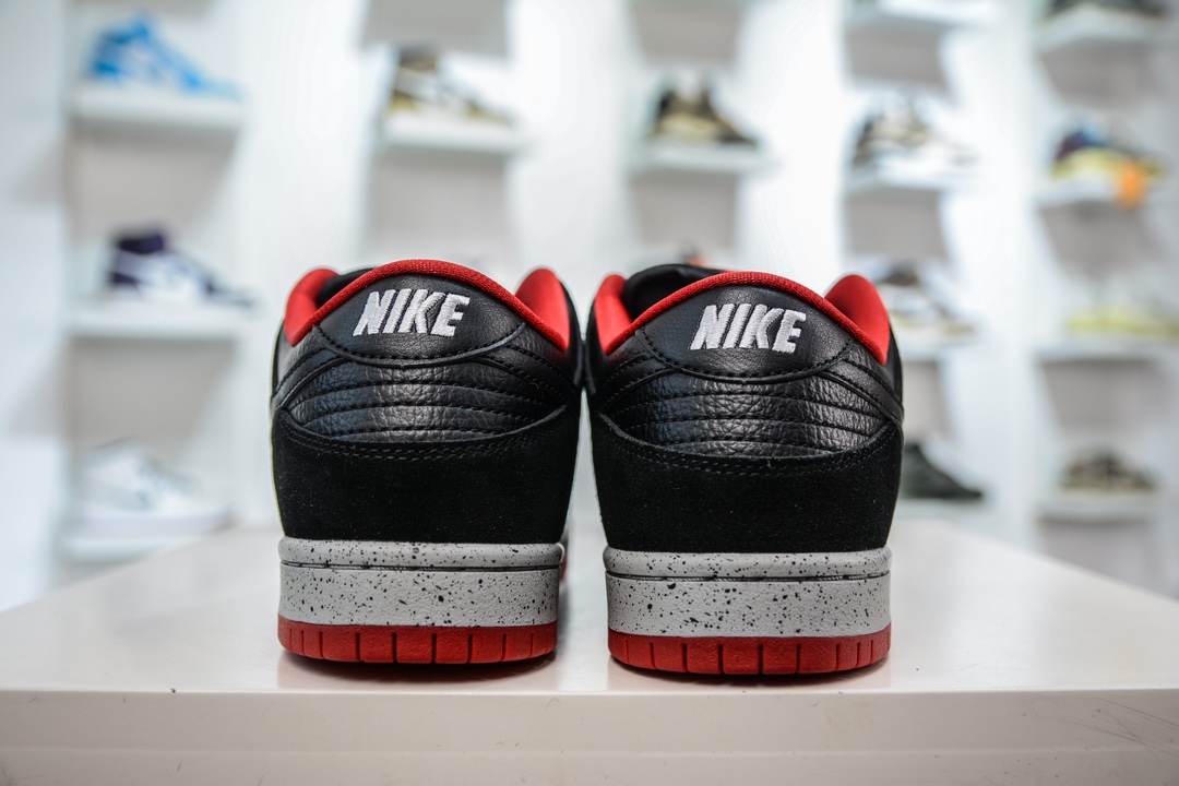 NIKE SB Dunk Low Pro”J-PACK” 黑红公牛 304292-039