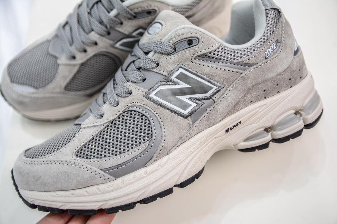 200 YH版原装New Balance NB2002系列 男女休闲慢跑鞋