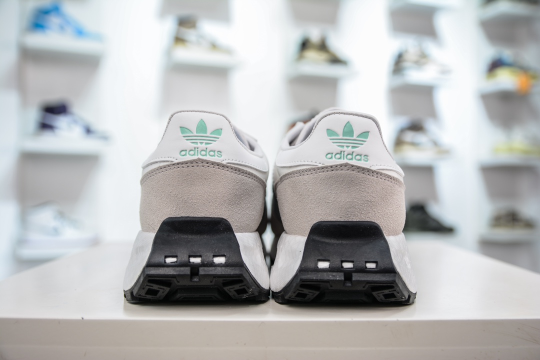 200 Adidas   Originals Retropy Boost E5系列复古赛车慢跑鞋 IE7063