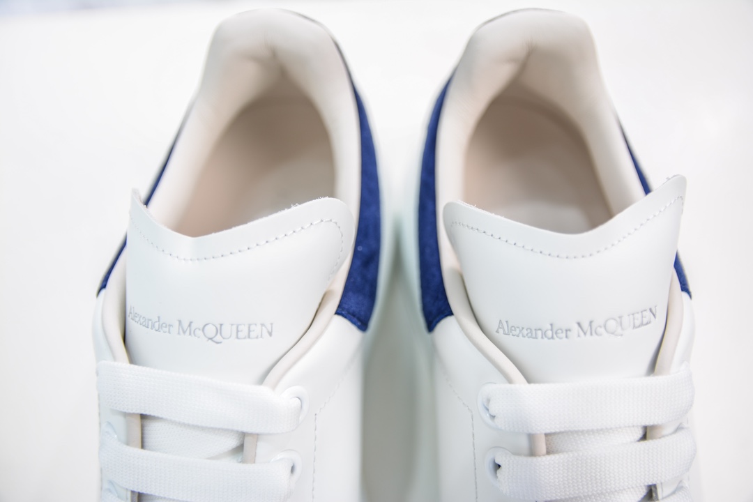 480 麦昆Alexander McQueen Oversized Sneakers 低帮时装厚底休闲运动小白板鞋