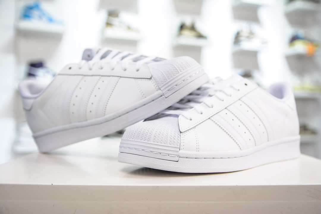 150 Adidas   Originals Superstar 经典复古贝壳头板鞋 EG4960