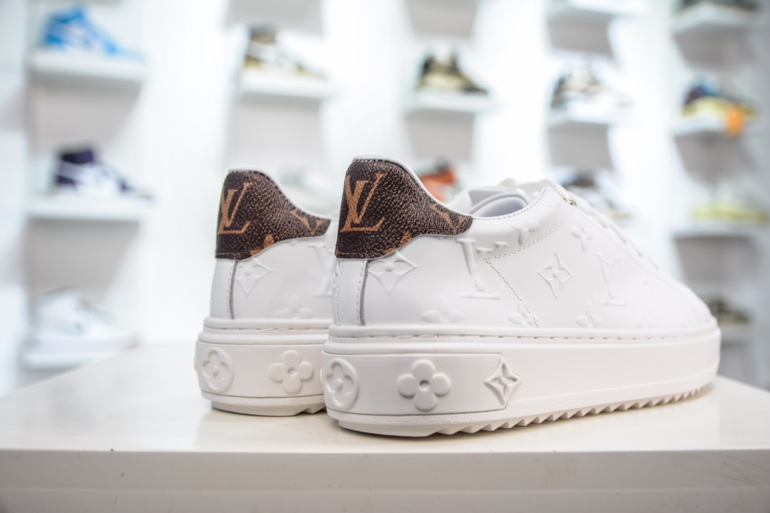 380 路易威登Louis Vuitton Time Out Low Sneaker 舒畅系列休闲松糕锯齿底系列低帮板鞋