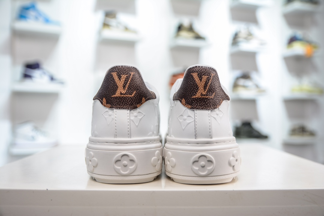 380 路易威登Louis Vuitton Time Out Low Sneaker 舒畅系列休闲松糕锯齿底系列低帮板鞋