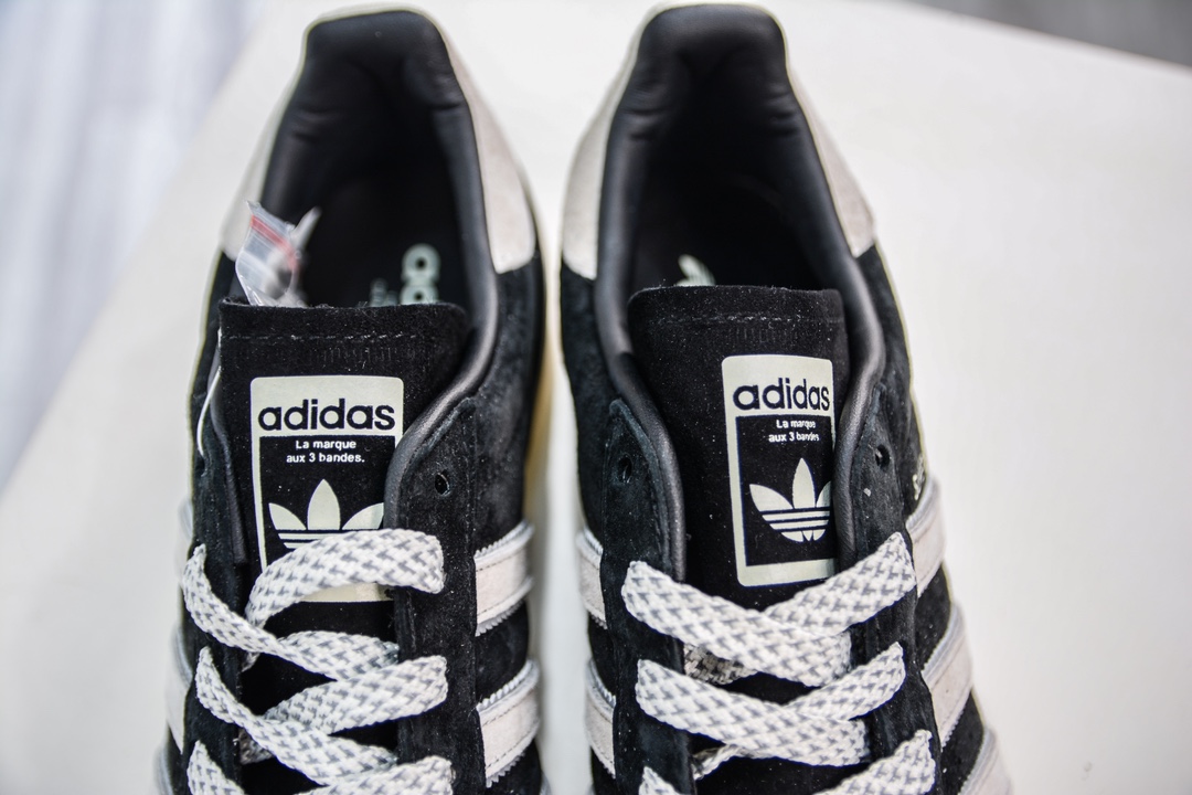 190 艰难补货 Adidas   Originals Superatar 卫冕冠军灰黑贝壳头 HP2368